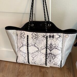 White & Black Snake-Print Tote Bag - Women